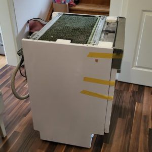 Ausgebaute Spülmaschine 